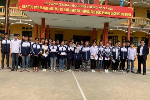 Gặp mặt động viên học sinh tham dự kì thi học sinh giỏi cấp tỉnh năm học 2019 - 2020