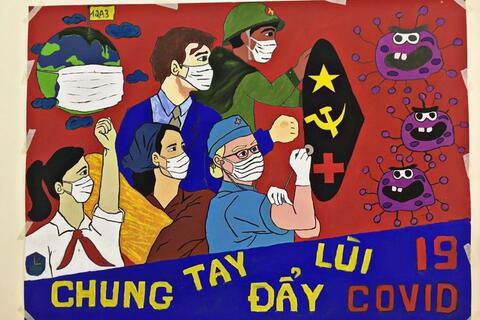 Tuổi trẻ trường THPT Văn Lâm chung tay đẩy lùi dịch COVID-19