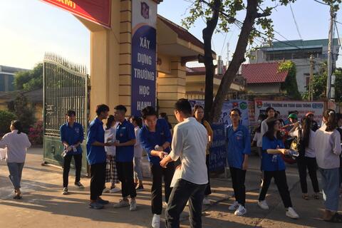 TRƯỜNG THPT VĂN LÂM: KỲ THI TUYỂN SINH VÀO LỚP 10 KHÔNG CHUYÊN NĂM HỌC 2020 – 2021