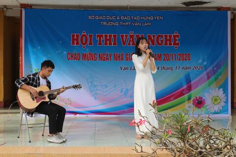 TRƯỜNG THPT VĂN LÂM: HỘI THI VĂN NGHỆ CHÀO MỪNG 38 NĂM NGÀY NHÀ GIÁO VIỆT NAM 20/11