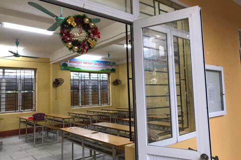TRƯỜNG THPT VĂN LÂM SẴN SÀNG ĐÓN HỌC SINH TRỞ LẠI