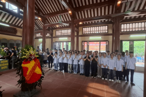 DÂNG HƯƠNG LIỆT SĨ