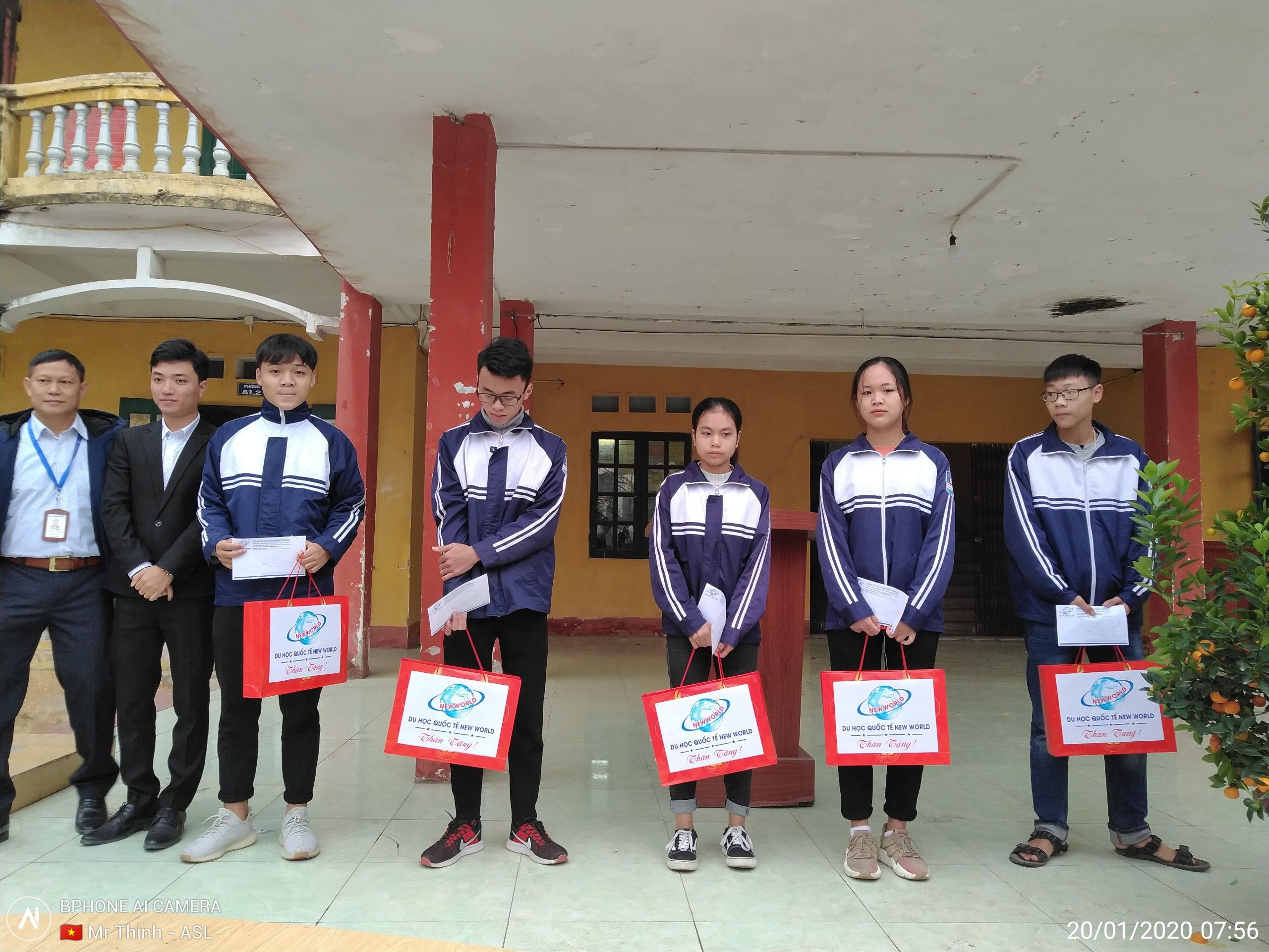 Tết ấm áp 2020