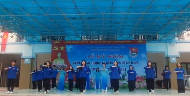 <a href='https://c3vanlam.hungyen.edu.vn/tin-tuc/le-ky-niem-94-nam-ngay-thanh-lap-doan-tncs-ho-chi-minh-tai-truong-thpt-van-lam.html'>LỄ KỶ NIỆM 94 NĂM NGÀY THÀNH LẬP ĐOÀN TNCS HỒ CHÍ MINH TẠI TRƯỜNG THPT VĂN LÂM</a>