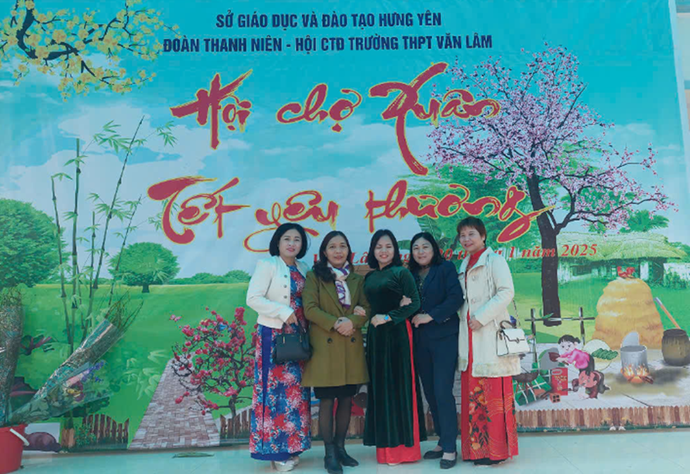 <a href='https://c3vanlam.hungyen.edu.vn/tin-tuc/hoi-cho-xuan-%E2%80%9Ctet-yeu-thuong%E2%80%9D-tai-truong-thpt-van-lam-%E2%80%93-lan-toa-yeu-thuong--chap-canh-uoc-mo.html'>HỘI CHỢ XUÂN “TẾT YÊU THƯƠNG” TẠI TRƯỜNG THPT VĂN LÂM – LAN TỎA YÊU THƯƠNG, CHẮP CÁNH ƯỚC MƠ</a>